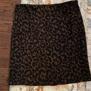 Leopard stretchy skirt